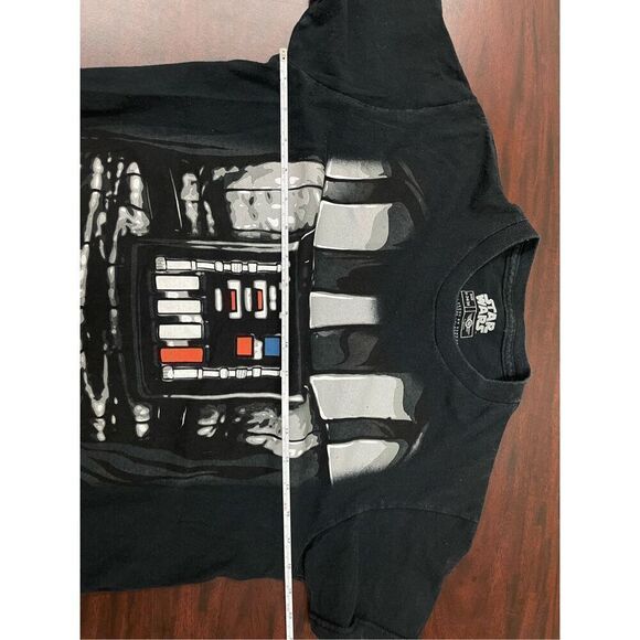 Star Wars Young Men Black Short Sleeve Graphic Dark Vader Costume Tee Size Small - Picture 5 of 6